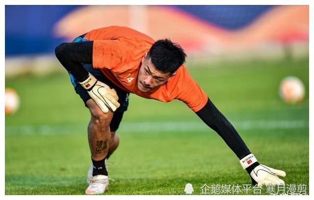 包含剑门金雕队对阵荆楚雷霆队，摔跤邀请赛读秒绝平，门将神扑救主——轮换效果显现的词条九游娱乐