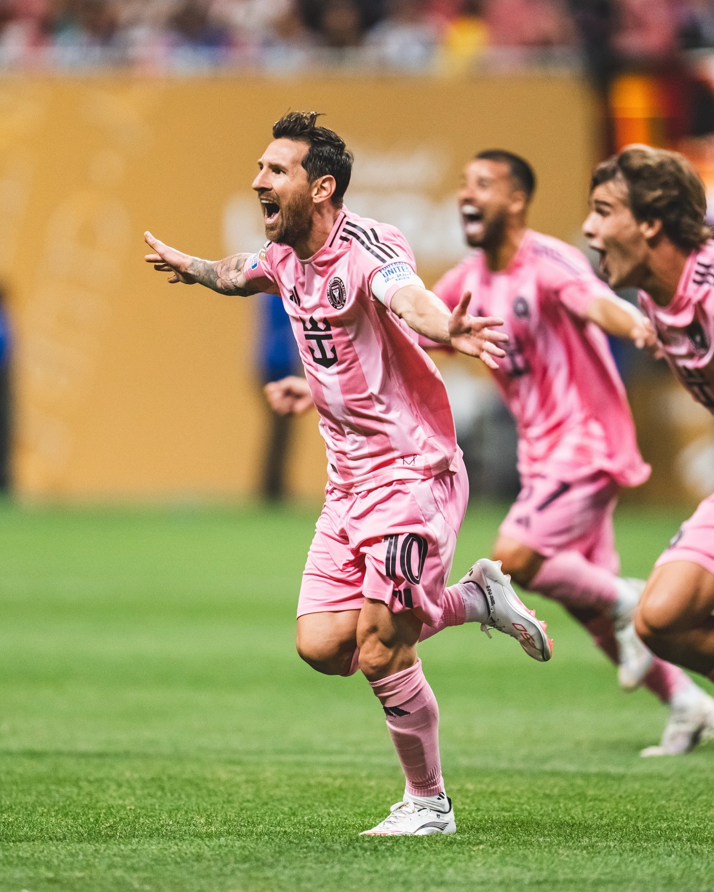  梅西连续三场比赛得分超过险胜，热火不断突破！赛场气氛高涨九游娱乐官网