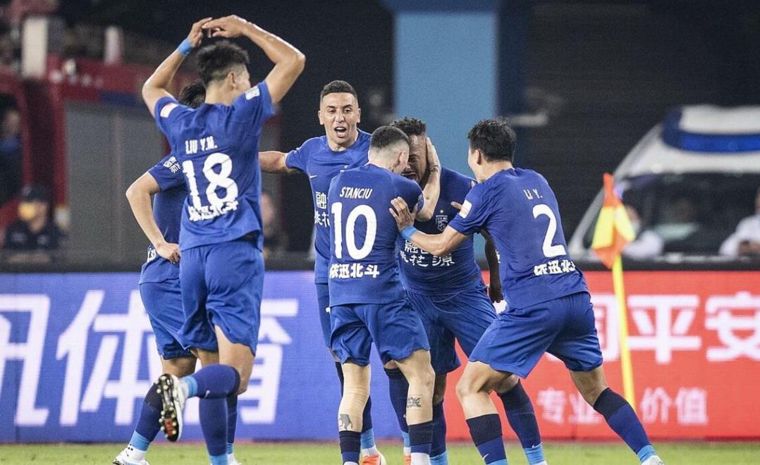 包含窗口期武汉三镇备战全明星赛；完成体检细节曝光；赛场秩序良好；年轻球员得到机会的词条九游娱乐